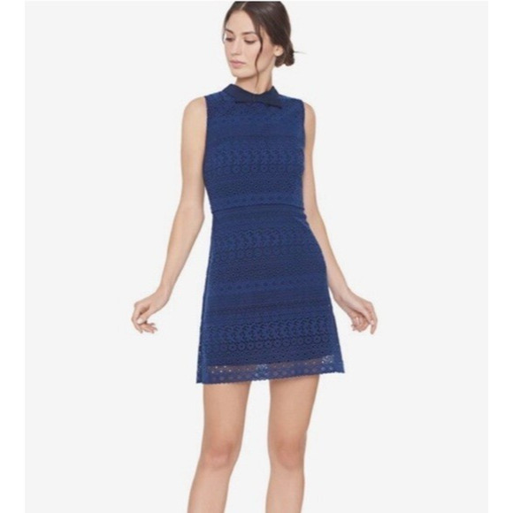 Alice + Olivia Dresses & Skirts - Alice + Olivia Blue Inez Bow Collar Lace Popover Dress Sz 8 Sleeveless Cocktail